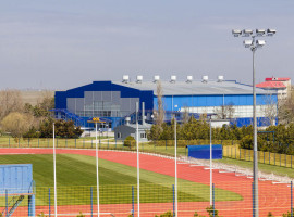 Легкоатлетический стадион